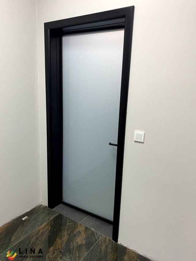 ofis cam kapı örneği